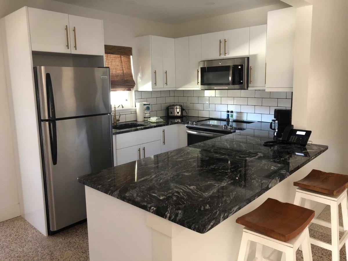 Captiva Beach Resort Point O'Rocks 외부 사진