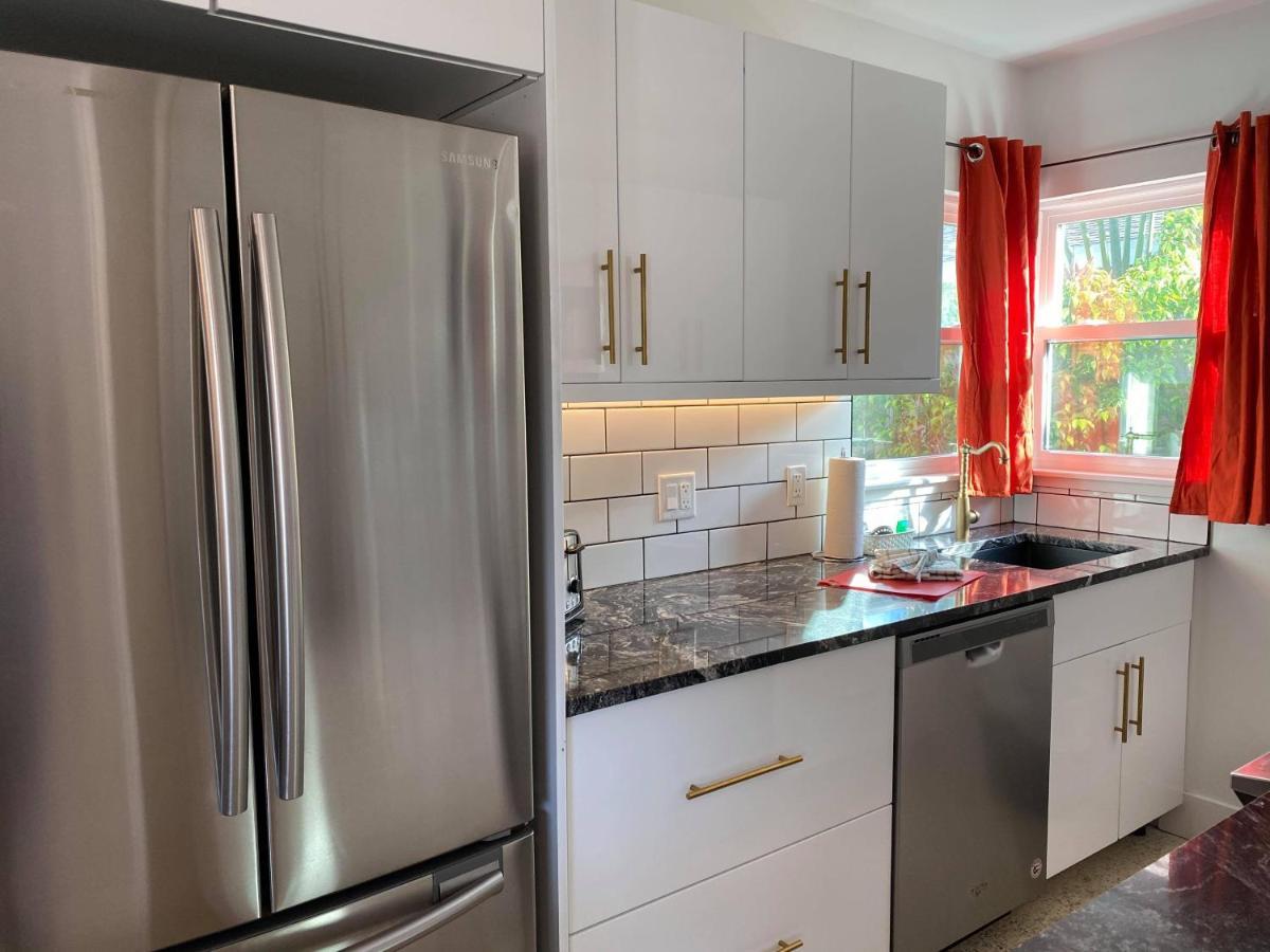 Captiva Beach Resort Point O'Rocks 외부 사진